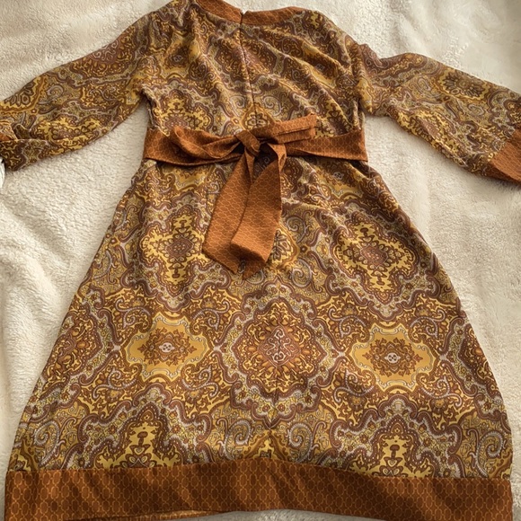 Dress - Picture 2 of 2